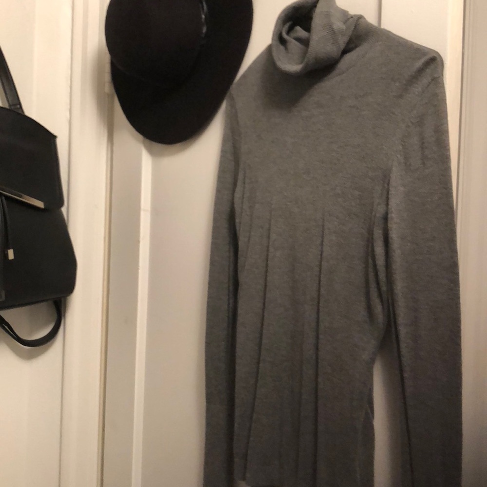 Brand new H&M turtleneck!